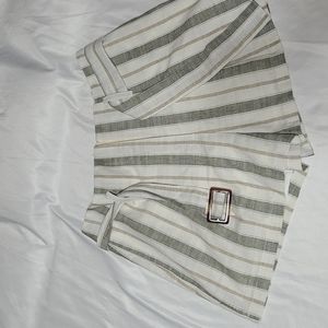 JOA Dreas shorts Large Cream Green